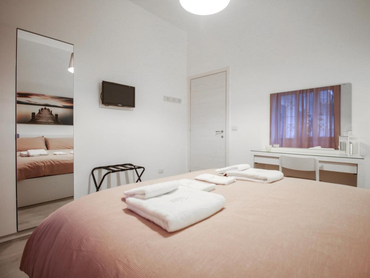 Chilometrozero Luxury Apartment Napoli Dış mekan fotoğraf
