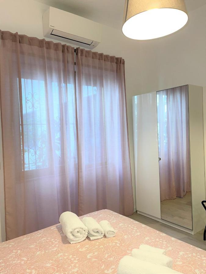 Chilometrozero Luxury Apartment Napoli Dış mekan fotoğraf
